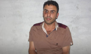 الطيار المقدم محمد أحمد سليمان من مرتبات النظام السوري بعد اسقاط طائرته في ريف إدلب 15 آب 2019 (إباء)