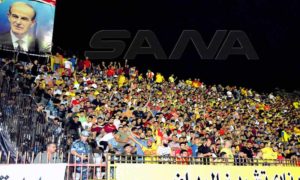 جماهير نادي تشرين في مواجهة تشرين وحطين ضمن دورة تشرين الرياضية في مدينة اللاذقية- 27 من آب 2019 (سانا)

