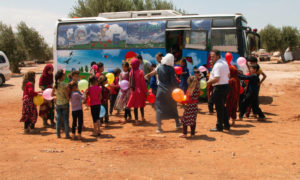 مبادرة الباص المتجول في المخيمات العشوائية - 17 تشرين الأول 2019 (Syria Relief Operations)