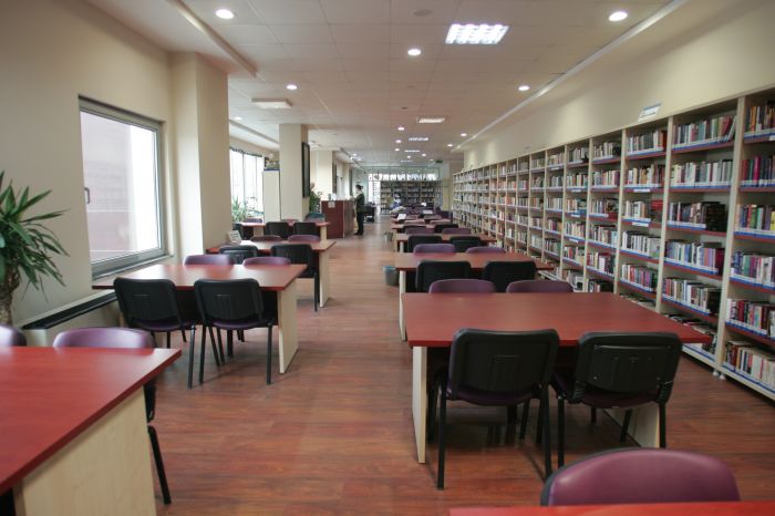 مكتبة أحمد كاباكلي (İBB Ahmet Süheyl Ünver)