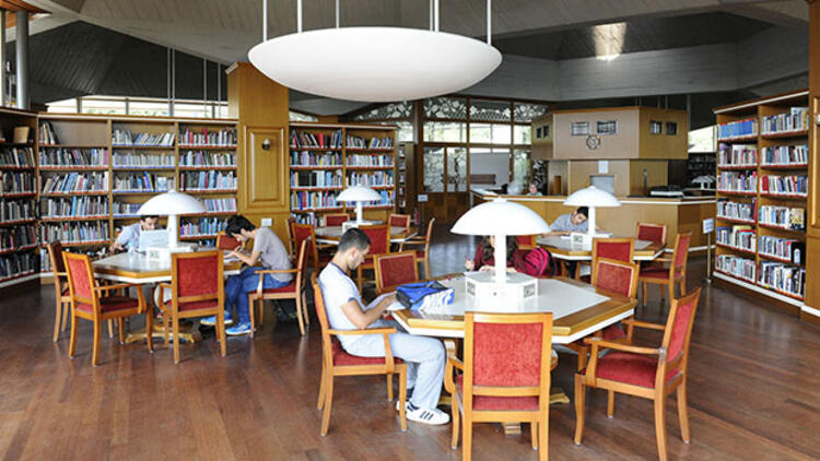 مكتبة أتاتورك (Atatürk Kitaplığ)
