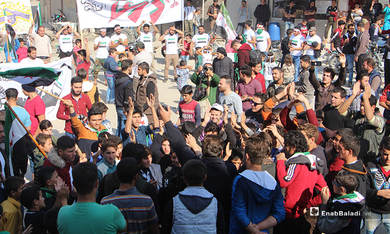 مظاهرة في بنش بريف إدلب تؤكد استمرار الثورة السورية - 8 من تشرين الثاني 2019 (عنب بلدي)