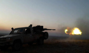 كمين لمقاتلي تنظيم “الدولة الإسلامية” يستهدف رتل لقوات النظام السوري في منطقة السخنة بريف حمص الشرقي 17 تشرين الثاني 2019 (وكالة أعماق)


