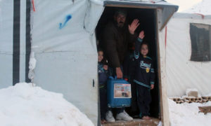 توزيع المساعدات الشتوية على اللاجئين السوريين في عرسال - شباط 2020 (اتحاد الجمعيات الإغاثية والتنموية)