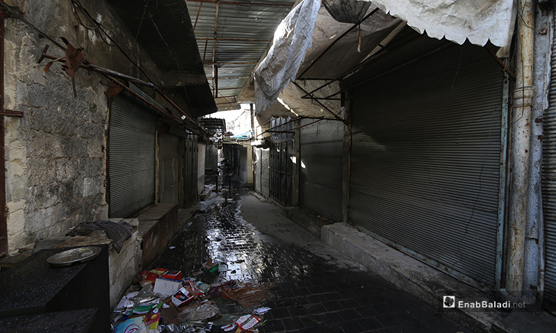 إغلاق المحال التجارية في مدينة أريحا بعد نزوح سكانها 8 من شباط 2020 (عنب بلدي)