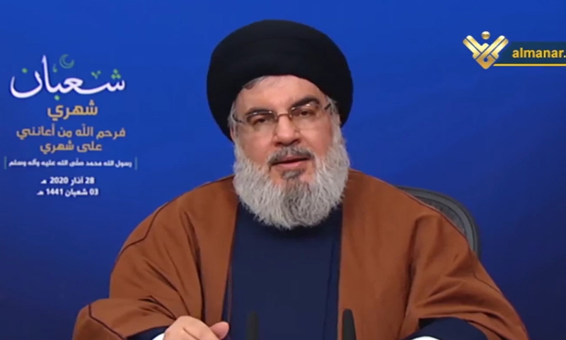 أثناء كلمة أمين عام "حزب الله"، حسن نصر الله، أثناء كلمته على قناة "المنار" التابعة للحزب-28 من آذار (عنب بلدي)
