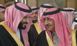 عندما كان محمد بن نايف،   هو وفي الصف الأول للعرش حتى عام 2017، الذي شهد عزله وتسلم محمد بن سلمان زمام الأمور-2017 (AFP)