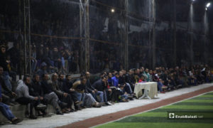 حضور جماهيري في المباراة النهائية لدوري نجوم الشمال بين فريقي دير حسان وعقربات في إدلب بملعب قاح - 3 أيار 2020 (عنب بلدي)
