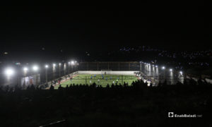 ملعب قاح في إدلب يستضيف المباراة النهائية لدوري نجوم الشمال بين فريقي دير حسان وعقربات - 3 أيار 2020 (عنب بلدي)