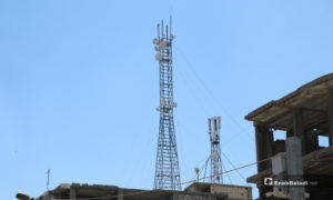 برج إنترنت هوائي في مدينة الباب - 4 حزيران 2020 (عاصم الملحم/ عنب بلدي)