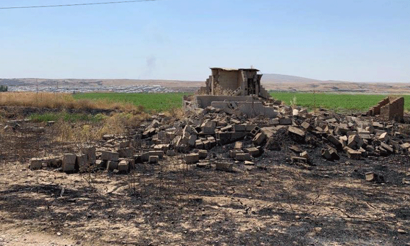منزل مدمر قرب قرية أش قلعة الصغير في الحمدانية في العراق تموز 2019 - (بلقيس والي/هيومن رايتس ووتش)