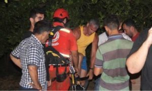 فريق الدفاع المدني اللبناني يستعد لانتشال جثث غرقى من بئر بطرابلس 5 من تموز 2020 (ميغا نيوز)