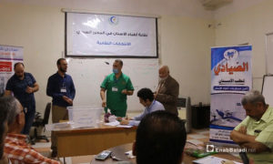 انتخابات لتأسيس نقابة لأطباء الأسنان في إدلب - 17 آب 2020 (عنب بلدي/يوسف غريبي)
