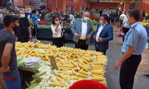 جانب من عمليات التفتيش والتدقيق على الالتزام بإجراءات الوقاية من فيروس 