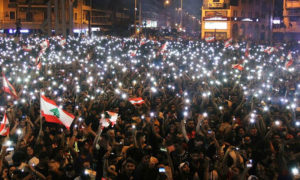 من مظاهرات الثورة اللبنانية 2020 (تويتر)