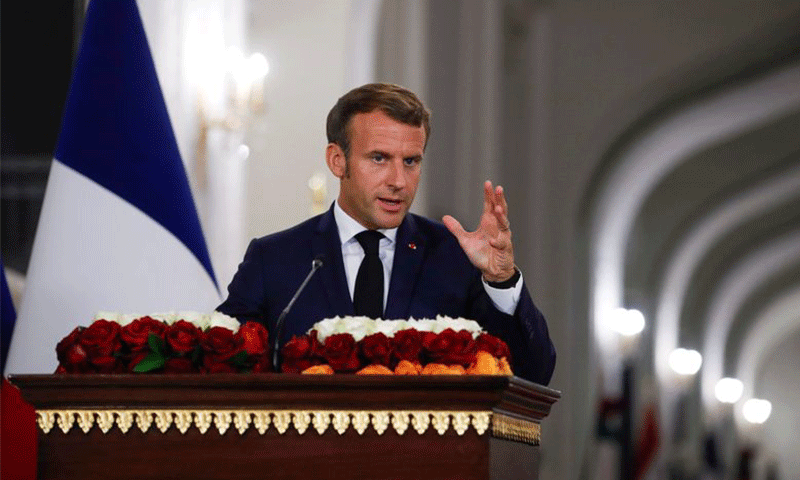 الرئيس الفرنسي إيمانويل ماكرون يتحدث خلال مؤتمر صحفي في بغداد الأربعاء 2 من أيلول 2020 (رويترز)