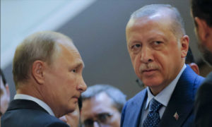 الرئيس التركي رجب طيب أردوغان والروسي فلادمير بوتين في لقاء سابق بينهما - 2019 (الأناضول)