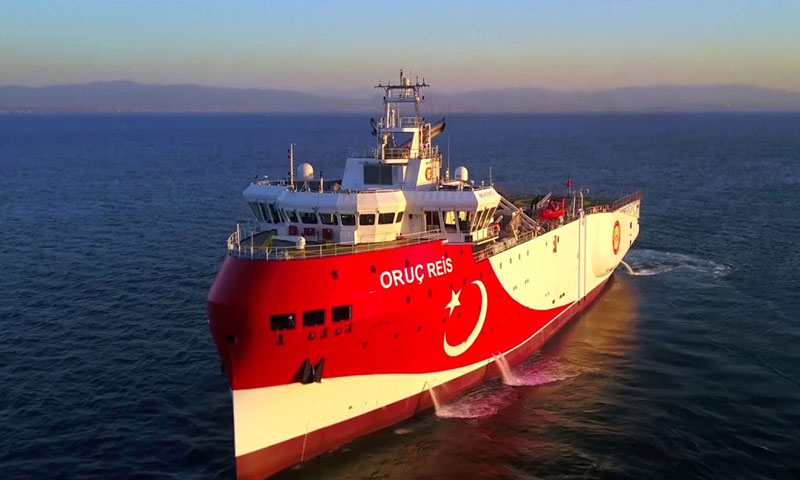 سفينة التنقيب التركية أوروتش رئيس (halk tv)