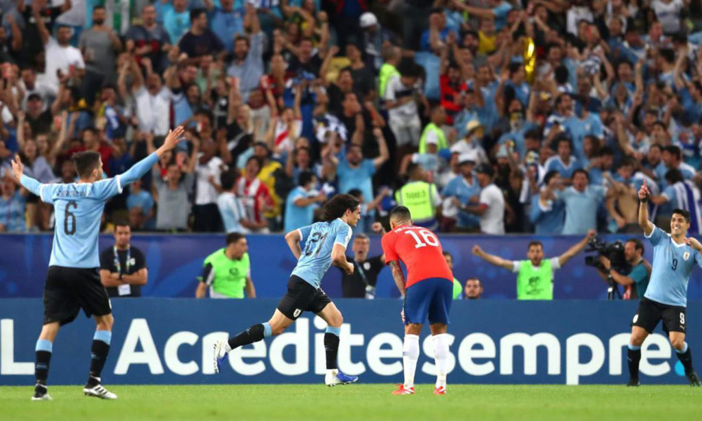 الأوروغواي وتشيلي في لقاء التحدي بتصفيات أمريكا الجنوبية لمونديال 2022 عنب بلدي