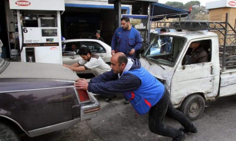 أزمة البنزين في مناطق النظام السوري (صفحات محلية)