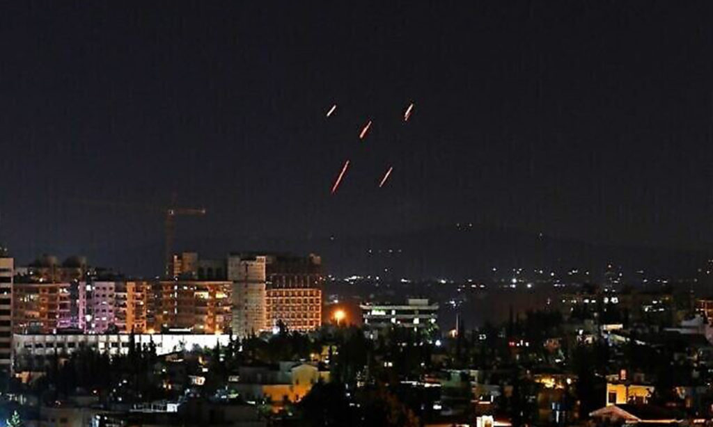 صواريخ اسرائيلية استهدفت جنوب العاصمة دمشق، 20 تموز، 2020. (AFP)