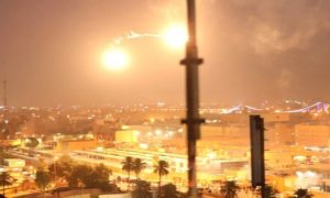 صواريخ تستهدف المنطقة الخضراء في بغداد (رويترز)