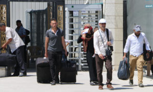 مسافرون عبر معبر جرابلس الحدودي إلى سوريا (صفحة المعبر)