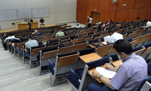 امتحانات في جامعة دمشق بعد انتشار فيروس”كورونا” - (سانا)