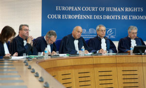 اجتماع للمحكمة الاوروبية لحقوق الإنسان، في ستراسبورغ فرنسا، أيلول 2020 (zdg)