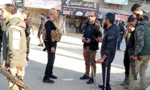 عناصر من الجيش الوطني ينتشرون في مدينة عفرين لفض الاشتباك في جيش الإسلام والجبهة الشامية - 13 من شباط 2021 (متداول)
