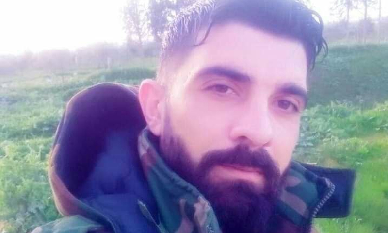 النقيب عامر خليل سعيد من الفرقة الرابعة قتل في درعا برصاص مجهولين - 9 آذار 2021 (شبكة أخبار المزيرعة/ فيسبوك)