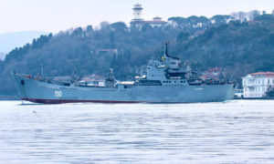 سفينة تايبر الروسية خلال عبورها من مضيق البوسفور عائدة من طرطوس - 18 من آذار 2021 (مرصد البوسفور)