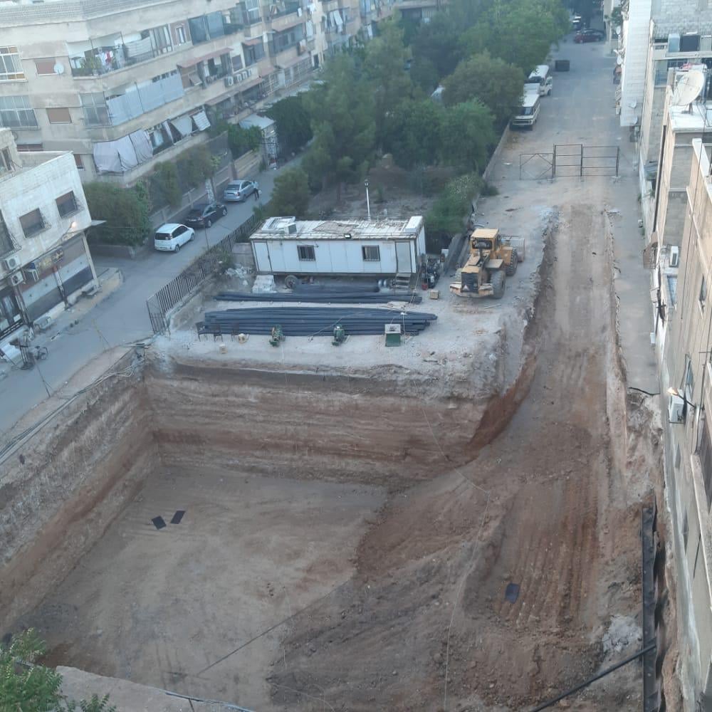 تحويل حديقة عامة إلى مقاسم سكنية في حي الزاهرة القديمة بمدينة دمشق (عمار أسد فيس بوك)