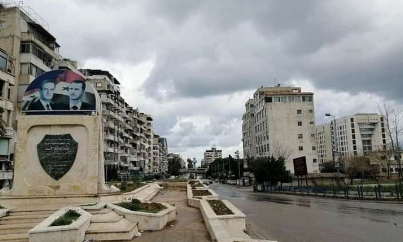 شوارع في مدينة اللاذقية خالية بسبب أزمة المحروقات - 2 من نيسان 2021 (العدسة السورية)