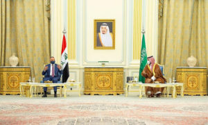 ولي العهد السعودي، محمد بن سلمان، ورئيس الحكومة العراقية، مصطفى الكاظمي،في السعودية - 31 من آذار 2021 (واس)