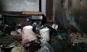 حريق في مخيم "نبع الأمل" شمال إدلب نتيجة تسرب بجرة الغاز سبب انفجارها ومقتل امرأتين حوامل وطفل في الثامنة من العمر - 11 أيار 2021 (الدفاع المدني)