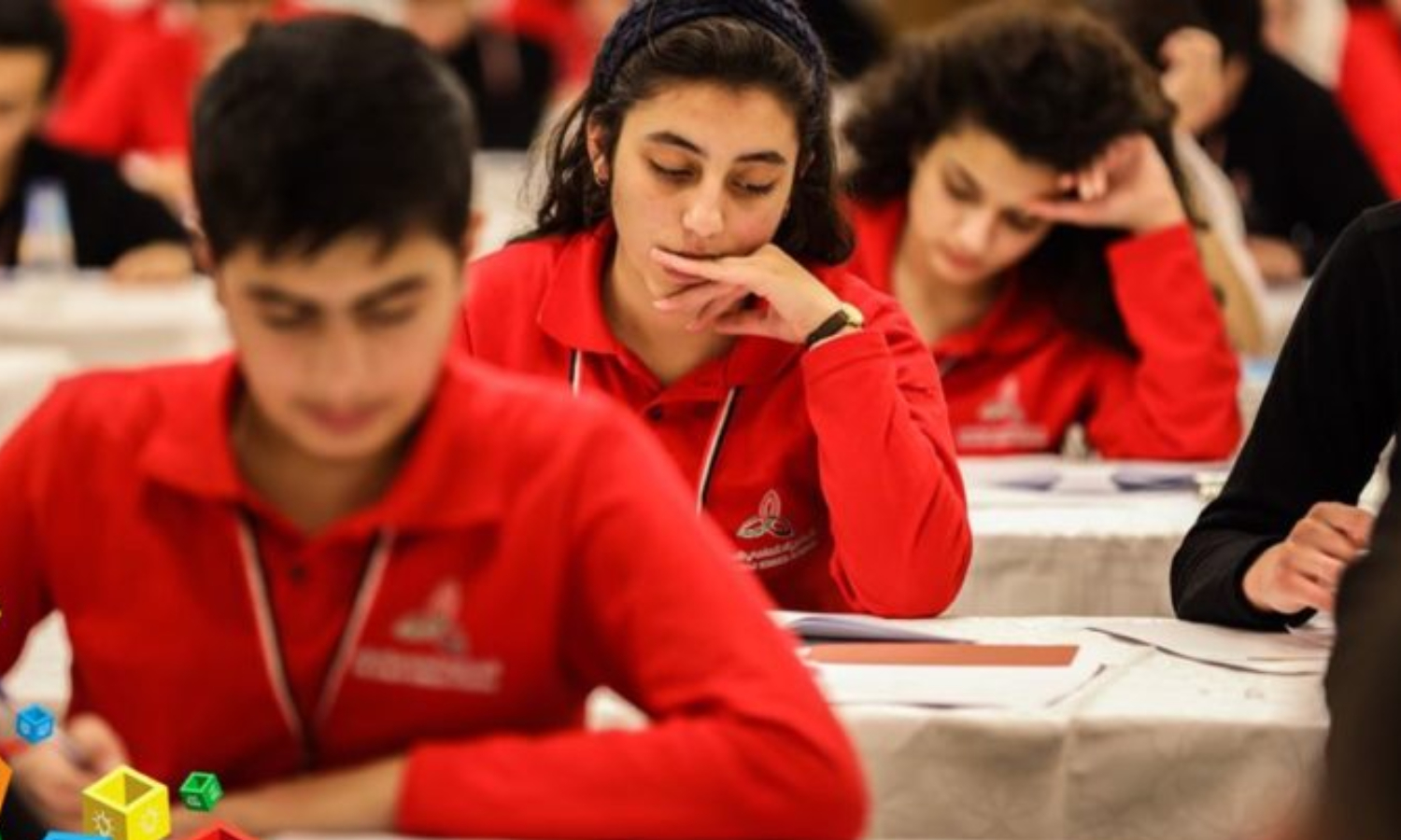 طلاب سوريون مشاركون في الأولمبياد العلمي (اتحاد شبيبة الثورة)