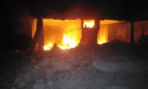 أحد المنازل التي دمرتها مجموعات اللواء الثامن في درعا - 7 تموز 2021 (تجمع أحرار حوران/ فيس بوك)