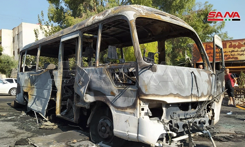 انفجار استهدف حافلة "مبيت" عسكري قرب الحرس الجمهوري في دمشق- 4 من آب 2021 (وكالة الأنباء السورية الرسمية سانا)
