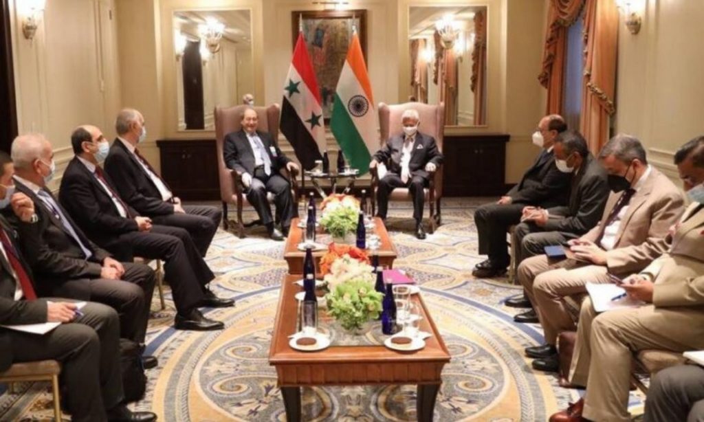 وزير الخارجية في حكومة النظام السوري، فيصل المقداد، يلتقي نظيره الهندي، سوبرامانيام جيشانكار، 2021، "الوطن".