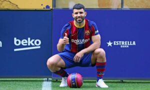 لاعب نادي برشلونة الإسباني، سيرجيو أغويرو (FCB)