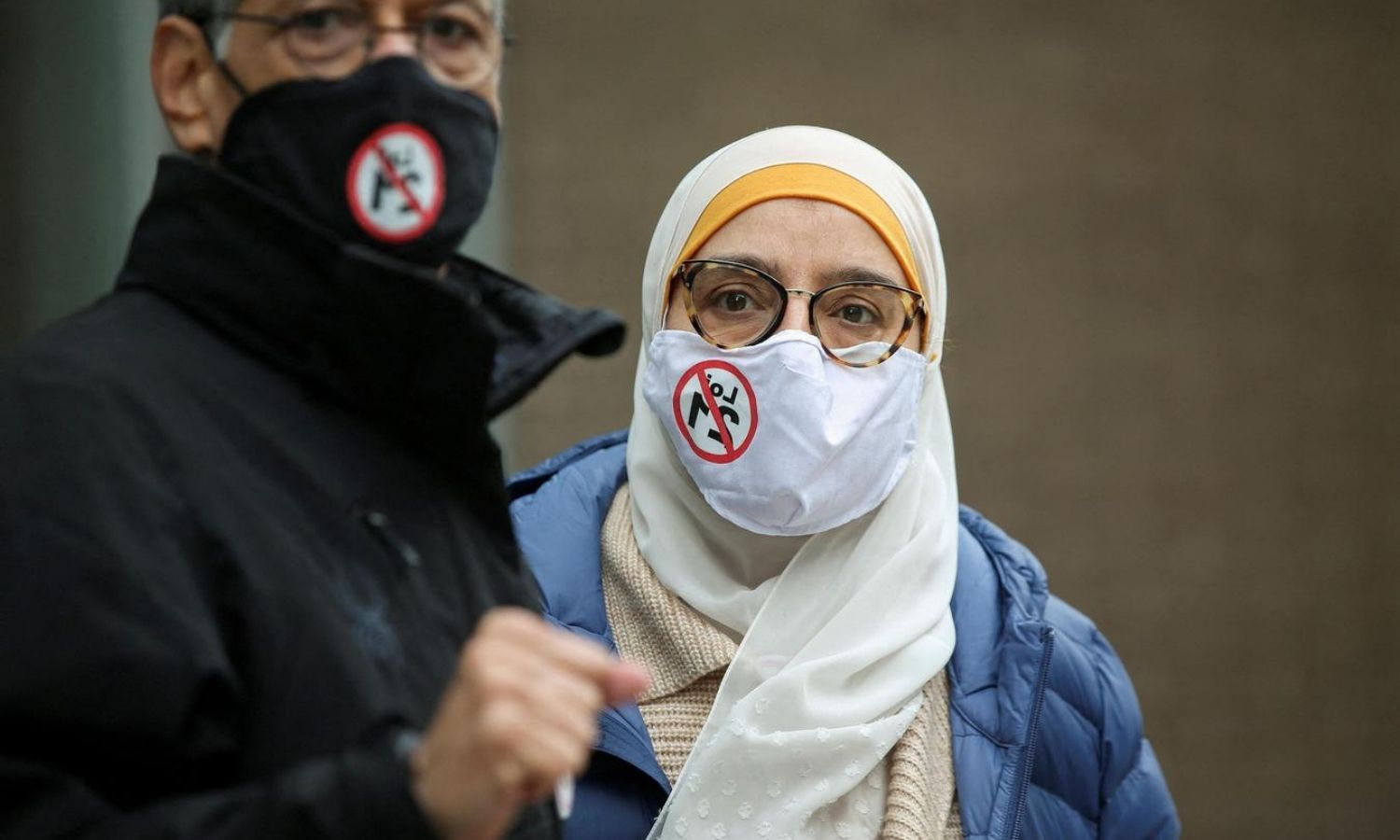 فصل معلمة عن مهامها بسبب ارتدائها الحجاب في مقاطعة "كيبيك" بكندا، "رويترز"، 2021.