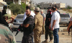 مقاتلون من قوات النظام السوري في محافظة درعا جنوبي سوريا (سبوتنيك)
