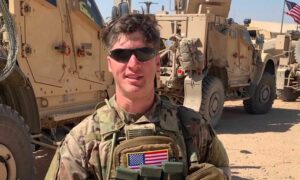 الرقيب الأمريكي، روبرت نيكوسون، في دورية في سوريا،  8 من كانون الثاني، (Army Times)