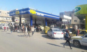 إحدى محطات الوقود في محافظة درعا (أتارعا نيوز/ فيس بوك)