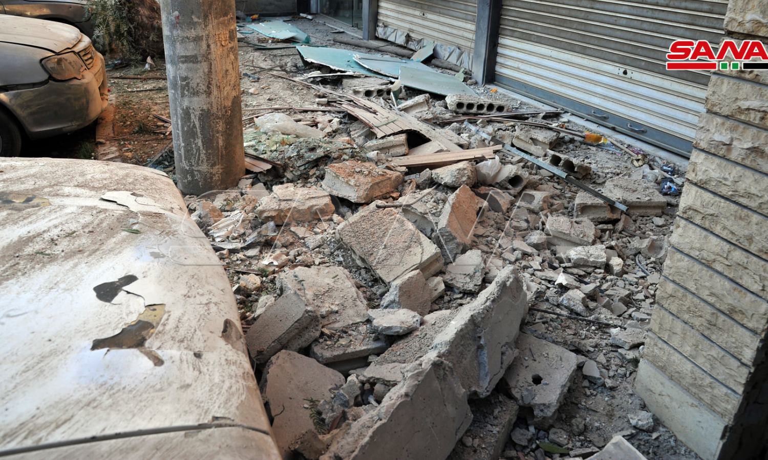 أضرار بمنازل سكنية في قدسيا جراء القصف الإسرائيلي في 9 من شباط 2022 (سانا)