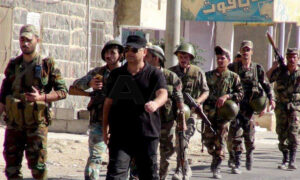 مجموعة من قوات النظام السوري عقب اقتحامها لمدينة الصنمين شمال غربي درعا- آذار 2020 (سانا)