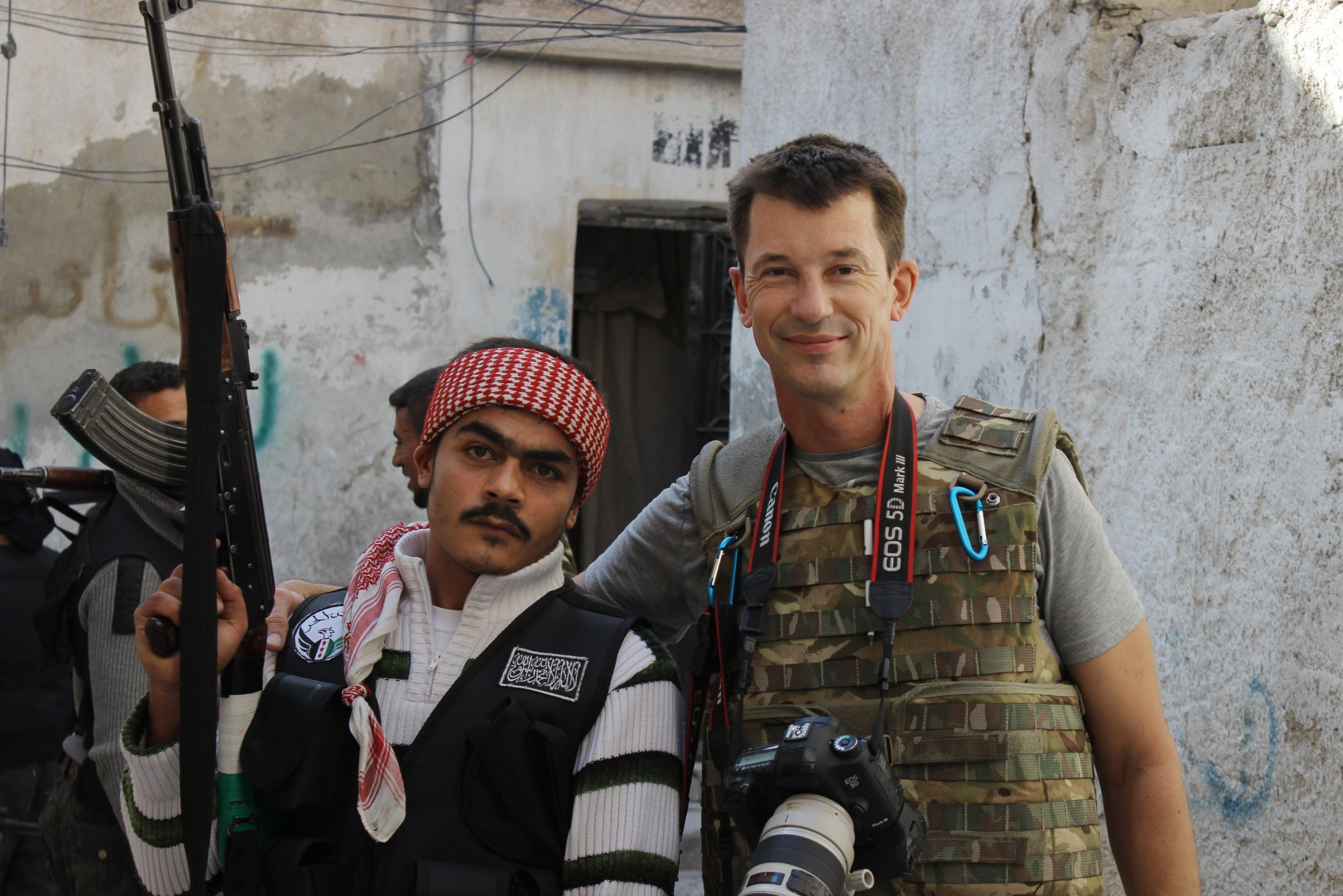 المصور البريطاني جون كانتلي في سوريا - 2012 (AFP)