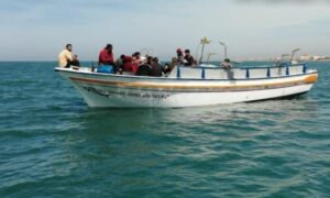 القارب الذي ضبطه الجيش اللبناني في البحر_ 16 من نيسان 2022 (الجيش اللبناني)