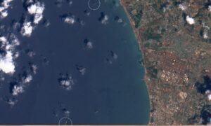 صورة عبر الأقمار الصناعية لسفن إيرانية في ميناء بانياس 14 من حزيران 2022 (الناشط سمير)